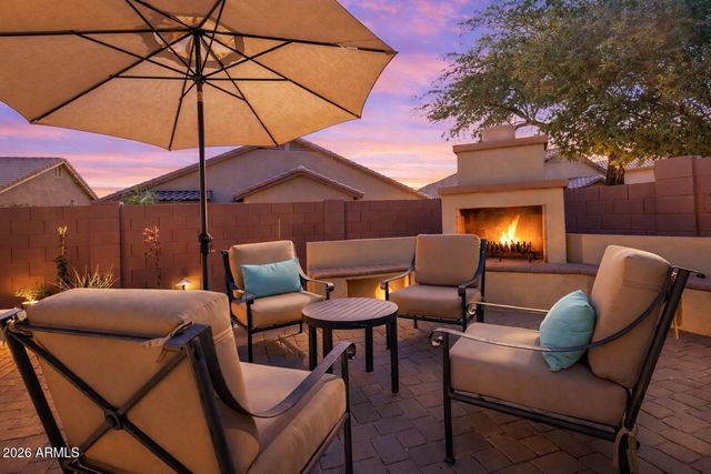 4821 E KIRKLAND Road, Phoenix, AZ 85054