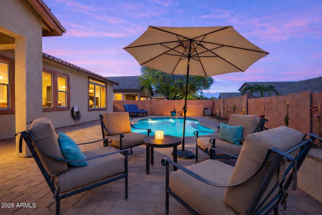 4821 E KIRKLAND Road, Phoenix, AZ 85054