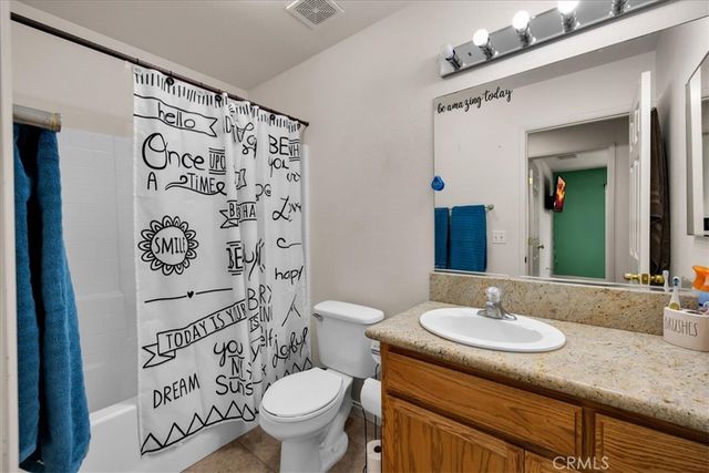 8514 Barberry Avenue, Yucca Valley, CA 92284