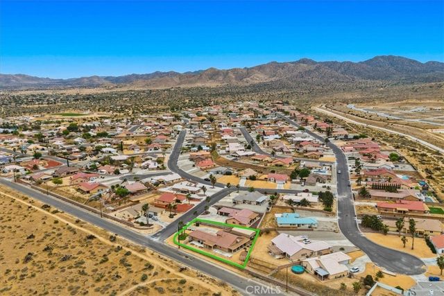 8514 Barberry Avenue, Yucca Valley, CA 92284
