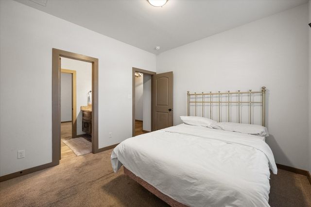 707 Phillips Court, Mansfield, TX 76063