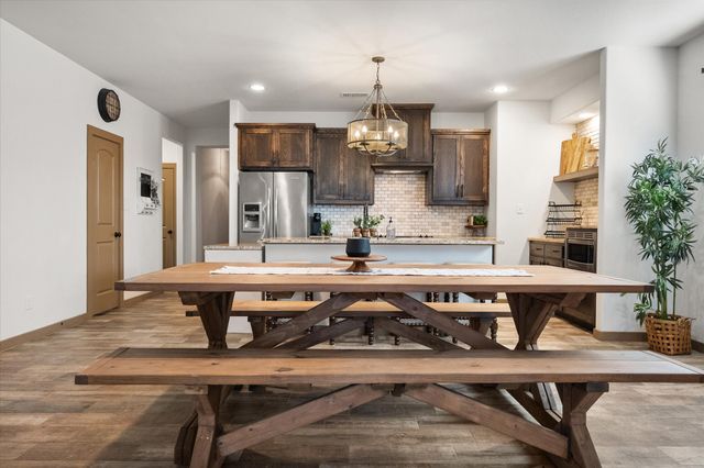 707 Phillips Court, Mansfield, TX 76063