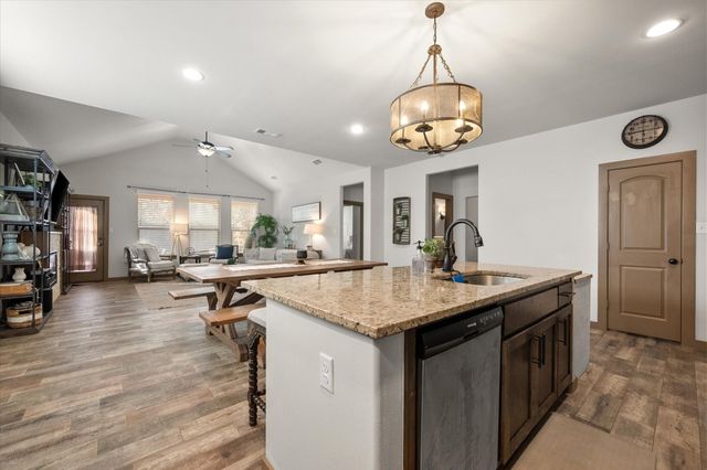 707 Phillips Court, Mansfield, TX 76063