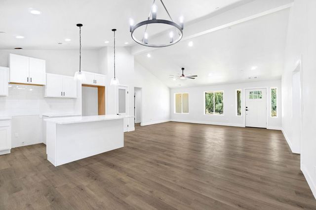 41453 Long Hollow Dr, Coarsegold, CA 93614