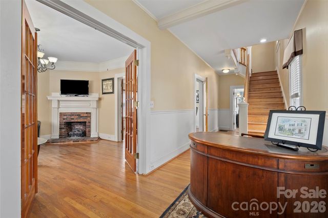 89 Walnut Street, Waynesville, NC 28786