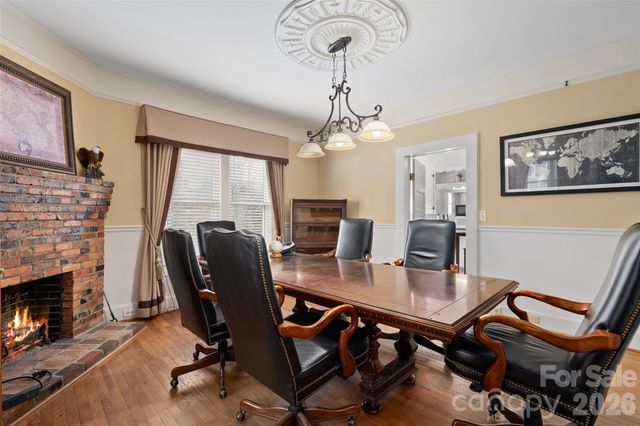 89 Walnut Street, Waynesville, NC 28786