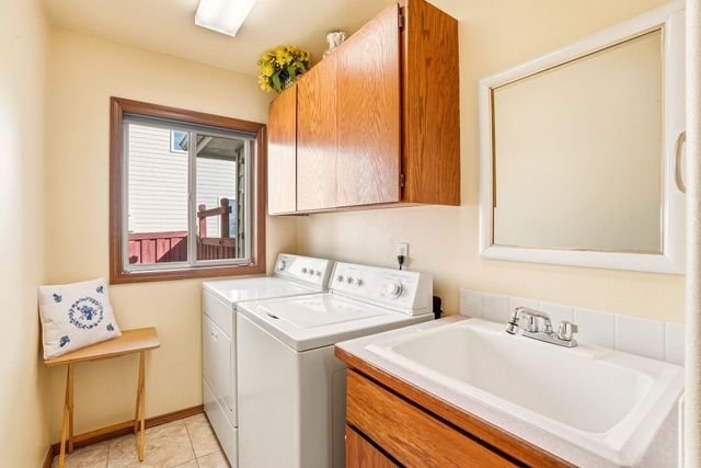 12116 N Morton Dr, Spokane, WA 99218