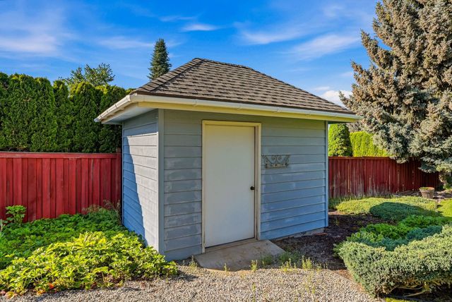 12116 N Morton Dr, Spokane, WA 99218
