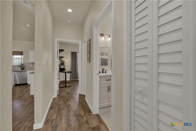 162 Friedens Church Road, Seguin, TX 78155