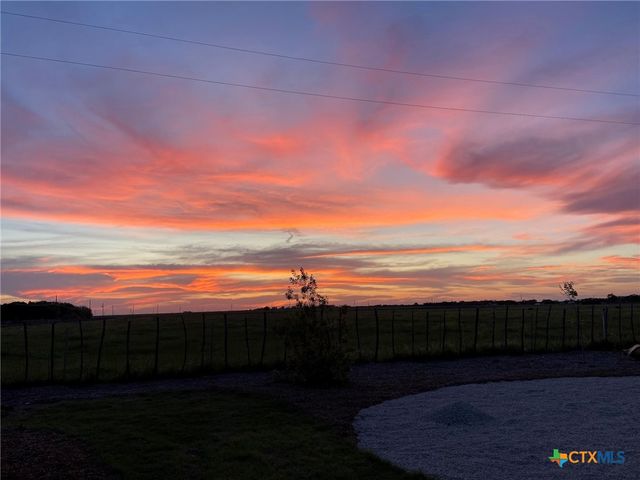 162 Friedens Church Road, Seguin, TX 78155