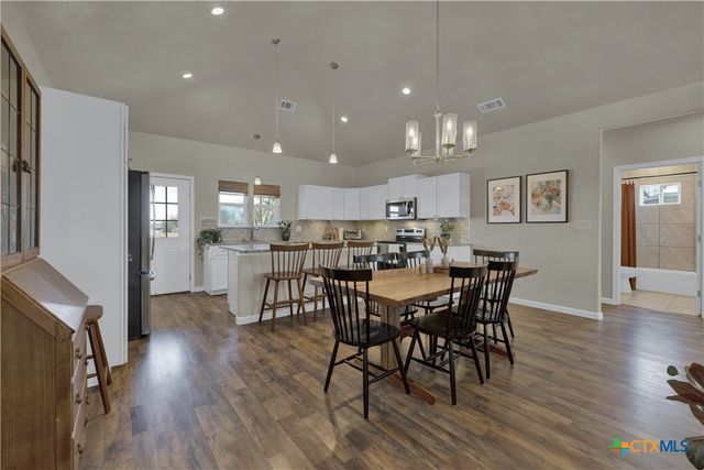 162 Friedens Church Road, Seguin, TX 78155
