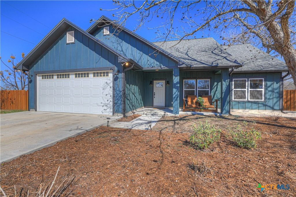 162 Friedens Church Road, Seguin, TX 78155