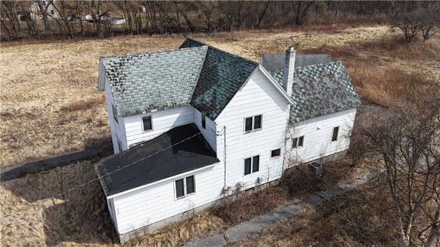 208 State Route 96, Waterloo, NY 13165