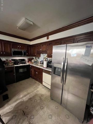 4624 Westborough DR, Chesapeake, VA 23321