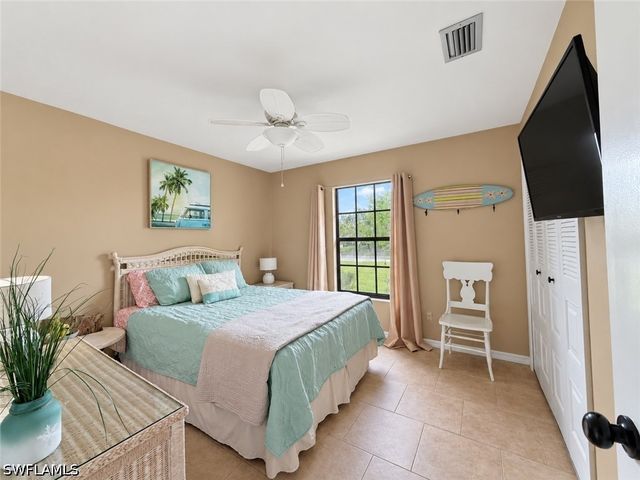 1228 Lastrada LN, Naples, FL 34103
