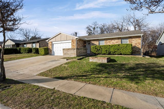 1232 Whittenburg Drive, Fort Worth, TX 76134