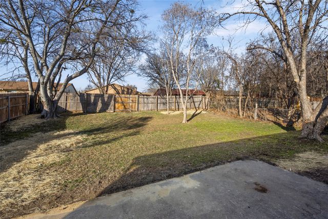1232 Whittenburg Drive, Fort Worth, TX 76134