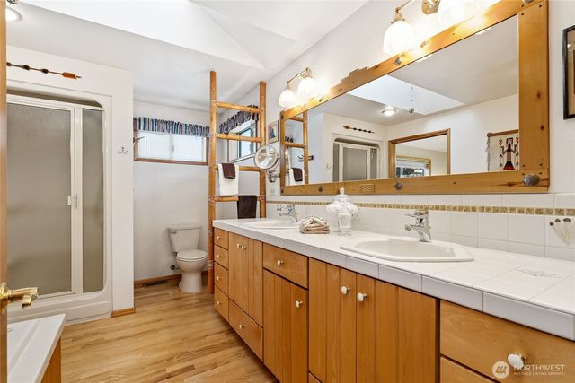 16740 Meridian Avenue N, Shoreline, WA 98133