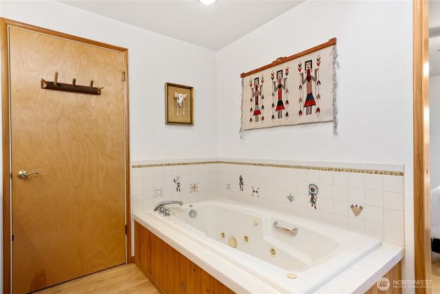 16740 Meridian Avenue N, Shoreline, WA 98133