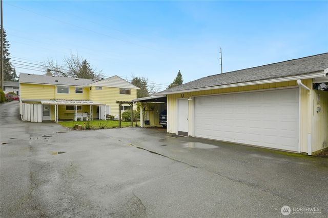 16740 Meridian Avenue N, Shoreline, WA 98133