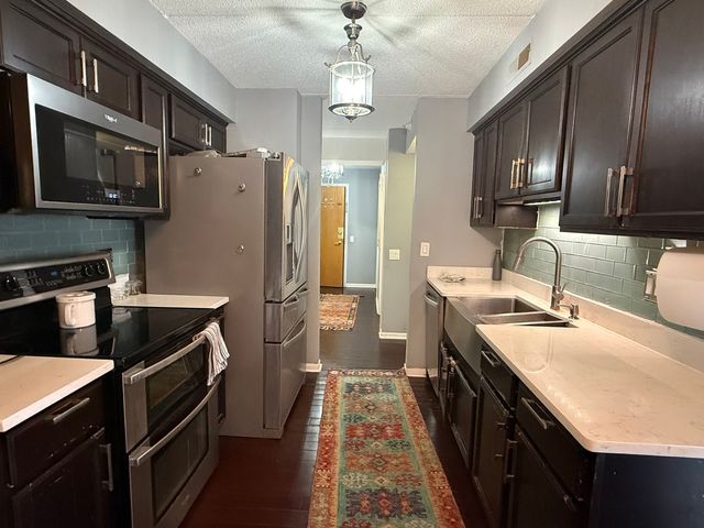 811 Chicago Avenue 308, Evanston, IL 60202