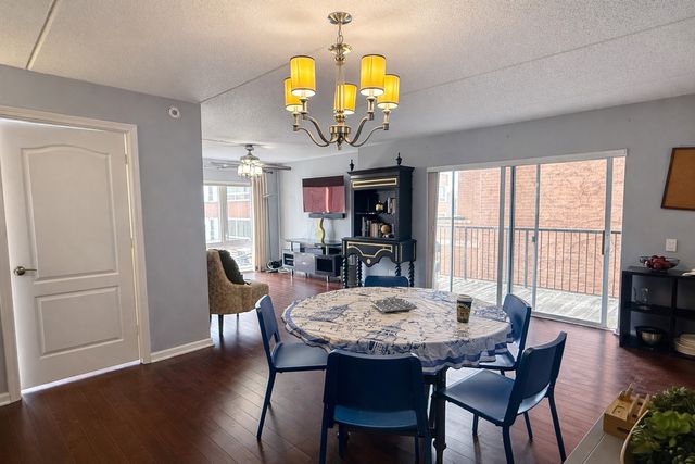 811 Chicago Avenue 308, Evanston, IL 60202