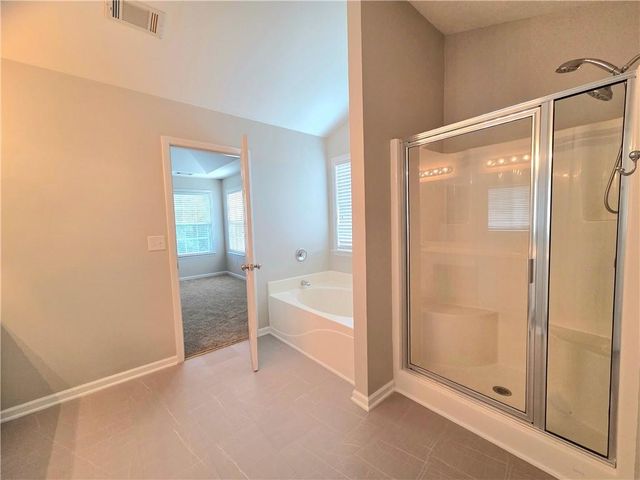 621 Roxtree Court, Buford, GA 30518