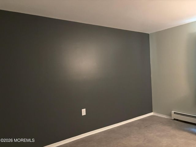 2 Elkton Court, Toms River, NJ 08753