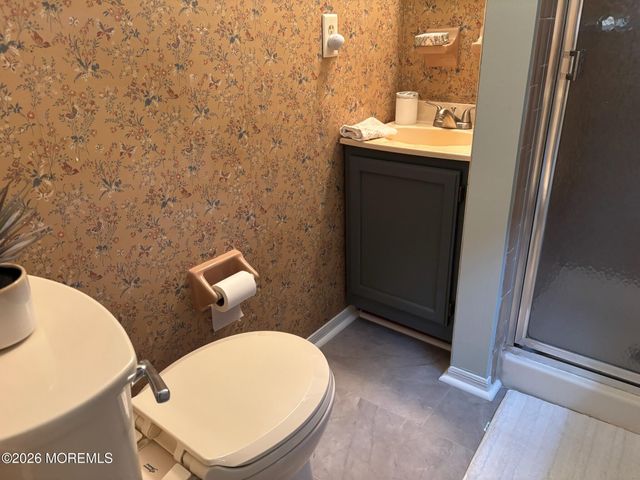 2 Elkton Court, Toms River, NJ 08753