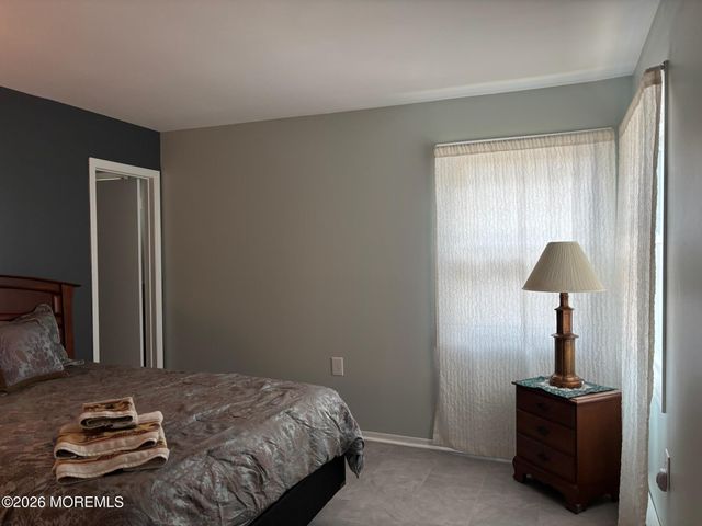 2 Elkton Court, Toms River, NJ 08753