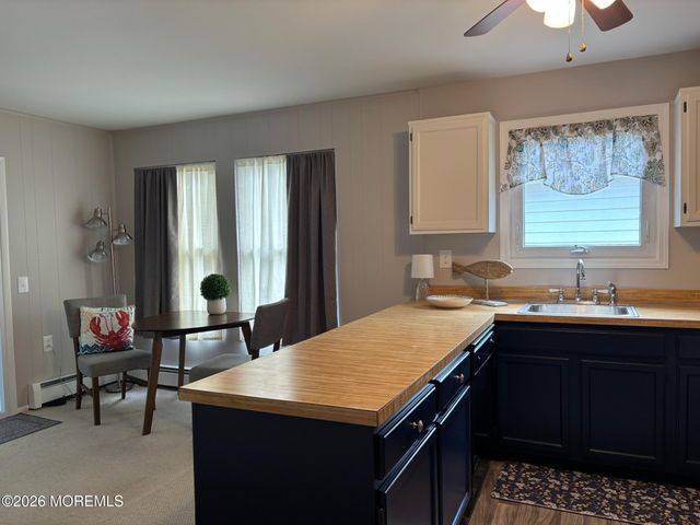 2 Elkton Court, Toms River, NJ 08753