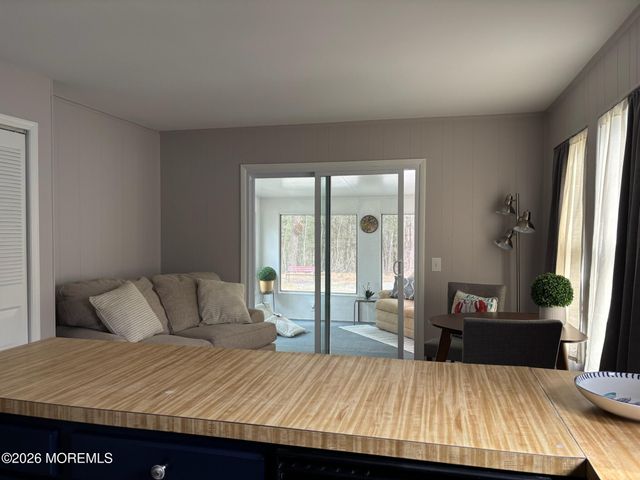 2 Elkton Court, Toms River, NJ 08753