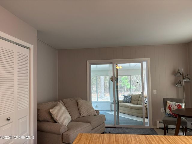 2 Elkton Court, Toms River, NJ 08753