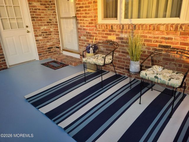 2 Elkton Court, Toms River, NJ 08753