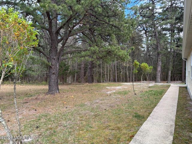 2 Elkton Court, Toms River, NJ 08753