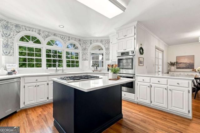 325 Cantlegate Close, Johns Creek, GA 30022