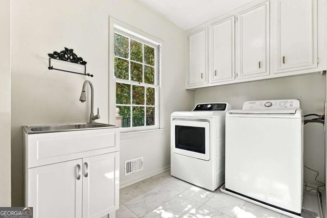 325 Cantlegate Close, Johns Creek, GA 30022