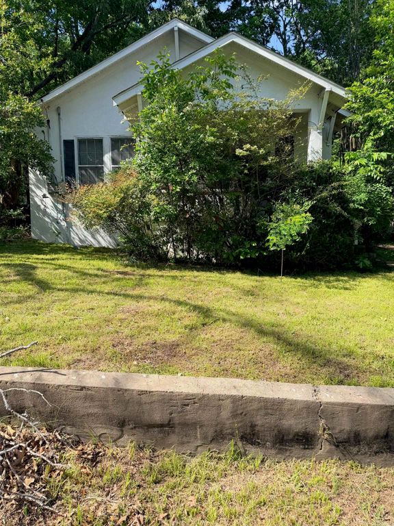 290 Woodlawn Avenue, Hot Springs, AR 71913