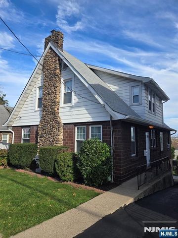 704 3rd Street, Lyndhurst, NJ 07071