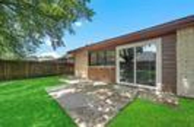 2239 Fall Meadow Drive, Missouri City, TX 77459