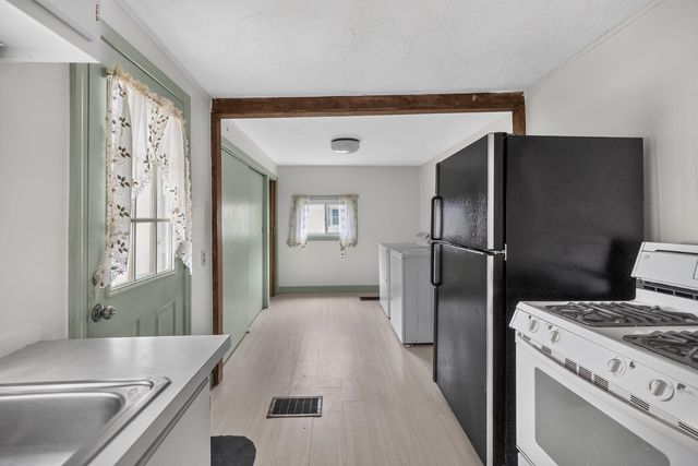 148 Parker Street, Manchester, NH 03102