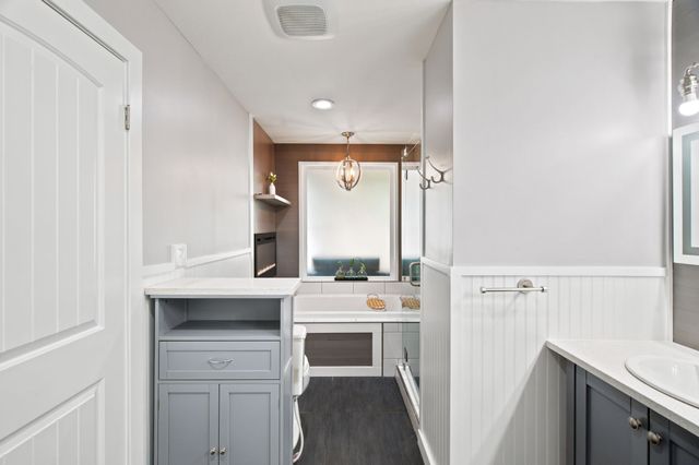 2116 Stonegate Drive N, Bedford, TX 76021
