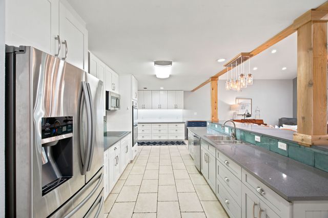 2116 Stonegate Drive N, Bedford, TX 76021