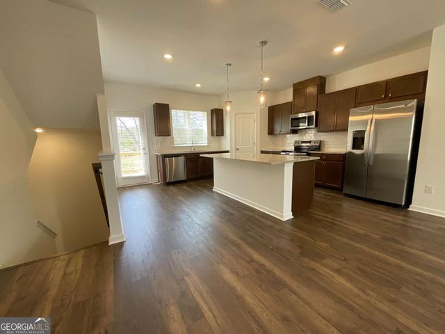 5716 Schelton Place SE, Mableton, GA 30126