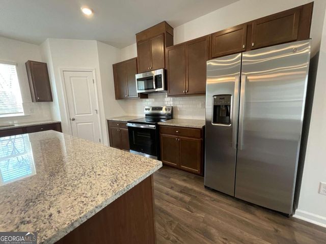 5716 Schelton Place SE, Mableton, GA 30126