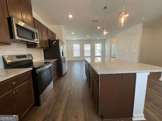 5716 Schelton Place SE, Mableton, GA 30126