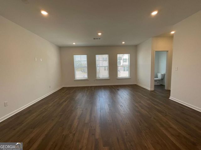 5716 Schelton Place SE, Mableton, GA 30126