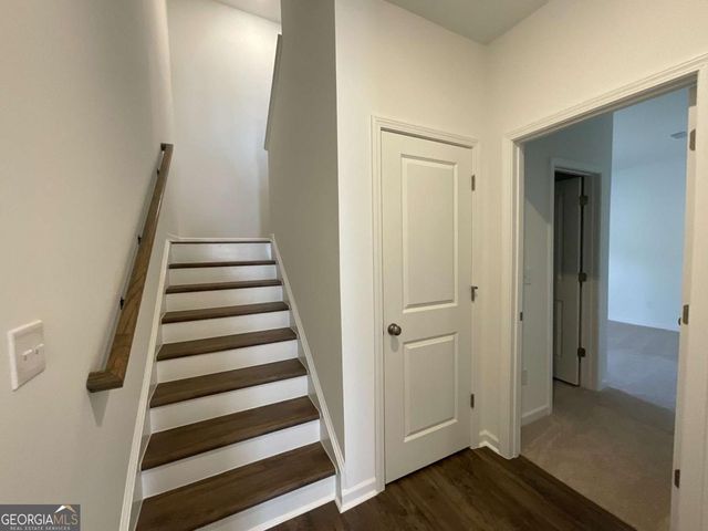 5716 Schelton Place SE, Mableton, GA 30126