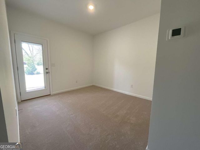 5716 Schelton Place SE, Mableton, GA 30126