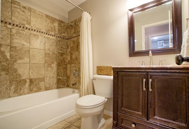 9860 Davis Road, Loveland, OH 45140